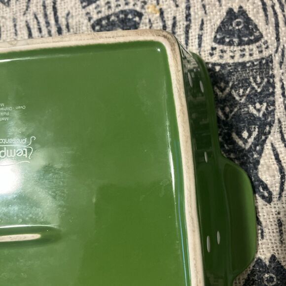 Temp-Tations Green Square Baker Polka Dot Yellow 8" - Picture 15 of 16